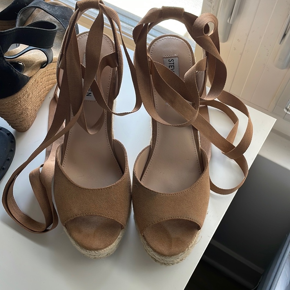 Steve Madden lace up wedge heel